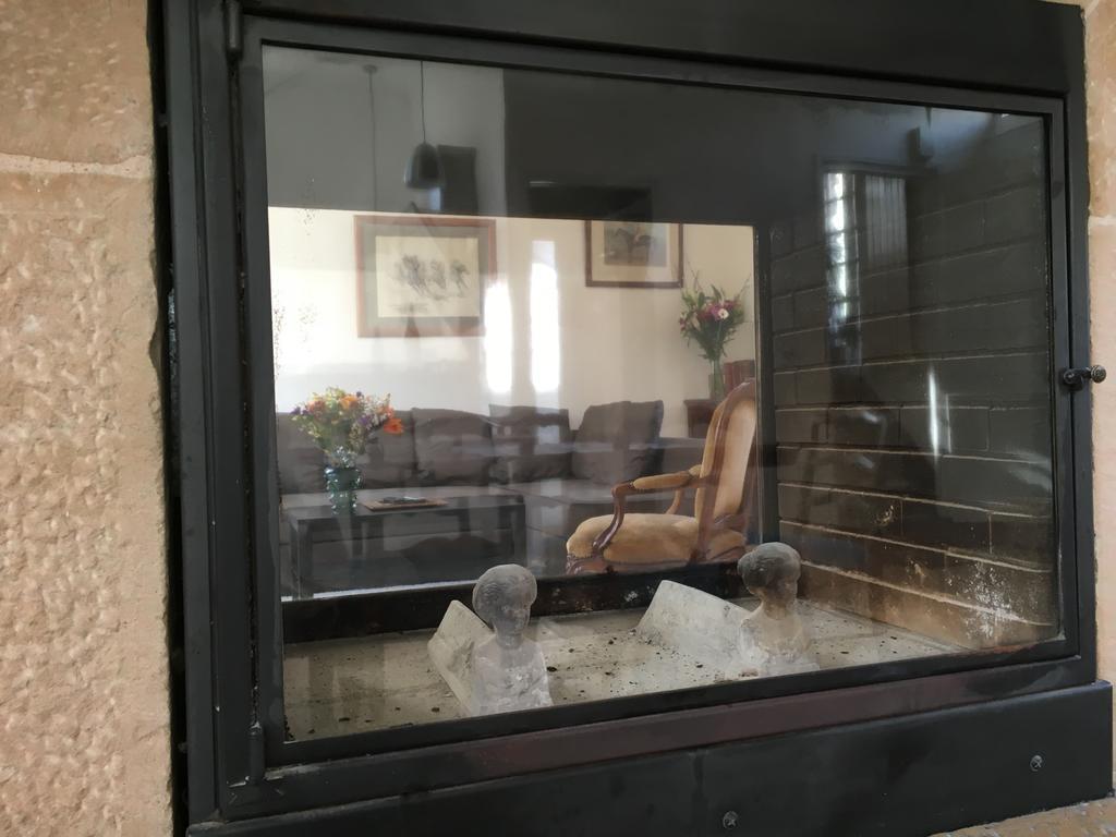 Chandon De Briailles Holiday home *